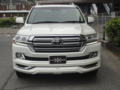 TOYOTA LAND CRUISER 200 - 5
