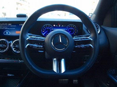 MERCEDES-BENZ EQA - 8