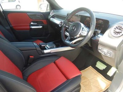 MERCEDES-BENZ GLB - 6