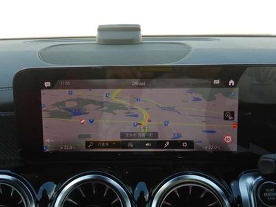 MERCEDES-BENZ GLB - 9