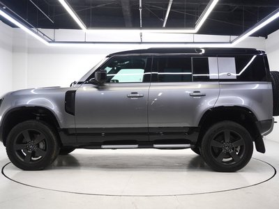 LAND ROVER DEFENDER - 6