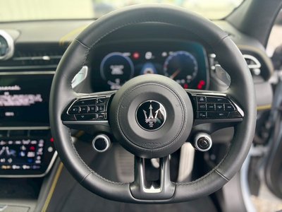 2023 Maserati GRECALE thumbnail 13