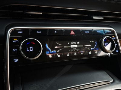 2022 Genesis GV80 — миниатюра 32