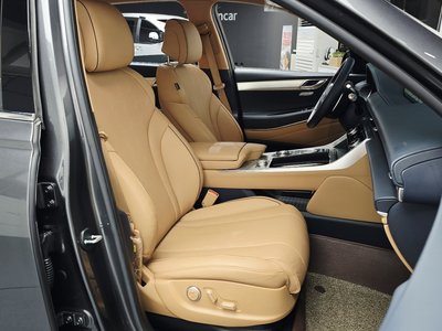 2022 Genesis GV80 — миниатюра 16