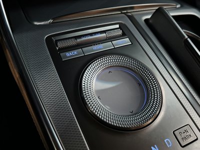 2022 Genesis GV80 — миниатюра 29