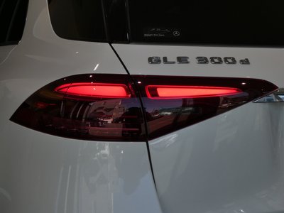 MERCEDES-BENZ GLE - 4