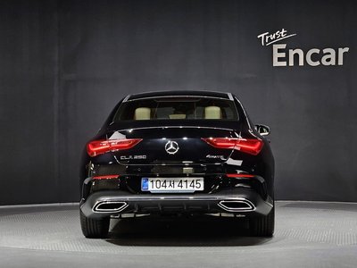 MERCEDES-BENZ CLA - 3