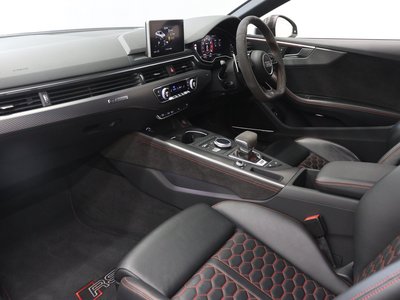 2018 AUDI RS5 — миниатюра 18