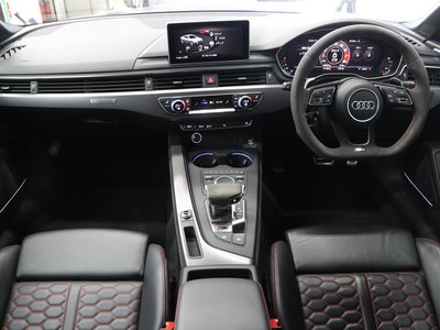 صورة 4 لـ 2018 AUDI RS5