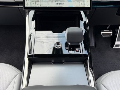 2025 LAND Rover RANGE ROVER SPORT 缩略图 30