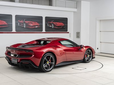 FERRARI 296 - 6
