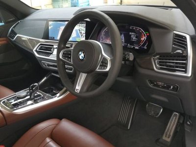 صورة 3 لـ 2023 BMW X5