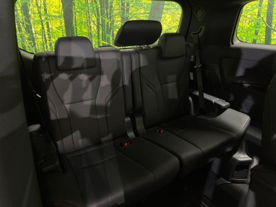 2026 Toyota ALPHARD — фото 9