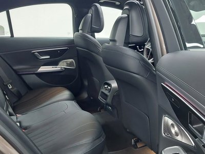2025 Mercedes-BENZ E-CLASS — фото 10
