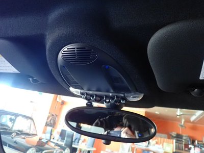 2012 MINI COOPER CLUBMAN — миниатюра 27