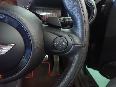 2012 MINI COOPER CLUBMAN — миниатюра 24