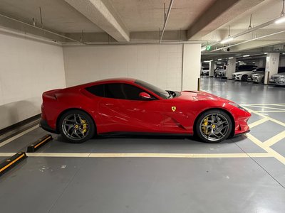 FERRARI 812 SUPERFAST - 6