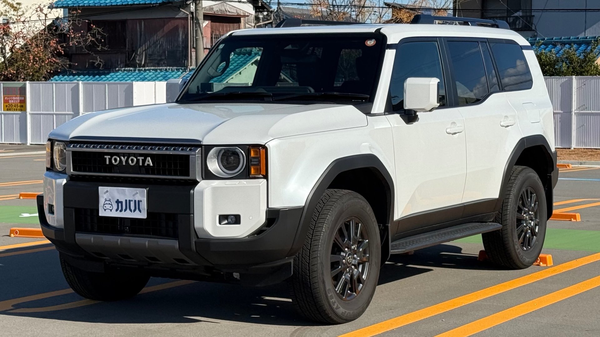 TOYOTA LAND CRUISER 250 2.7 VX - View 1