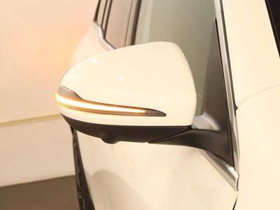 2026 Mercedes-BENZ GLB — миниатюра 13