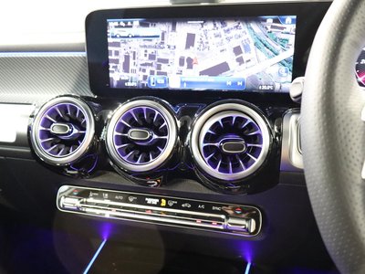 2026 Mercedes-BENZ GLB — миниатюра 29