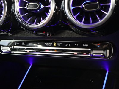 2026 Mercedes-BENZ GLB — миниатюра 33