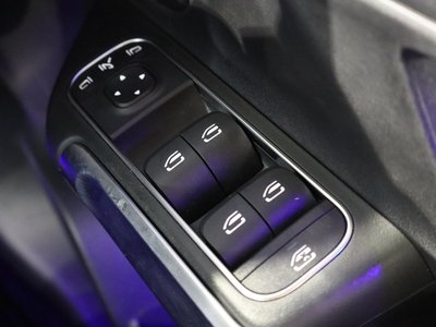 2026 Mercedes-BENZ GLB — миниатюра 42