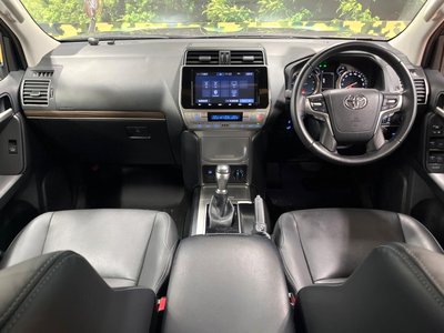 TOYOTA LAND CRUISER PRADO - 2