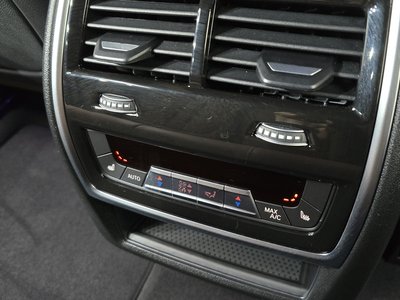 2025 BMW X5 — миниатюра 31