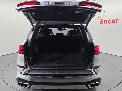 2025 BMW X5 — миниатюра 24