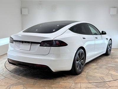 2023 Tesla MODEL S — фото 11