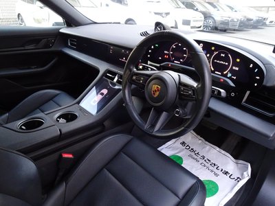 2021 Porsche TAYCAN — миниатюра 43