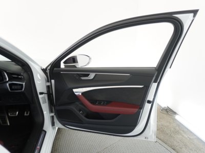 صورة مصغرة 20 لـ 2022 AUDI S6
