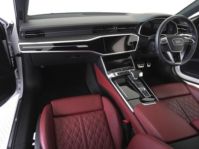 صورة مصغرة 19 لـ 2022 AUDI S6