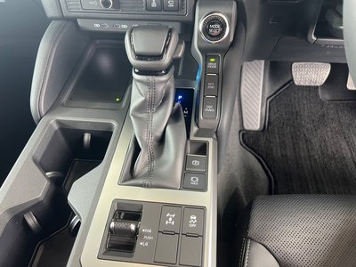 TOYOTA LAND CRUISER 250 - 9