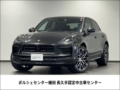 PORSCHE MACAN - 1