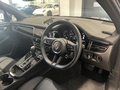 PORSCHE MACAN - 7