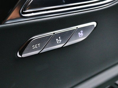 صورة مصغرة 16 لـ 2023 Genesis GV80