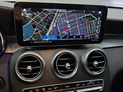 MERCEDES-BENZ GLC - 10