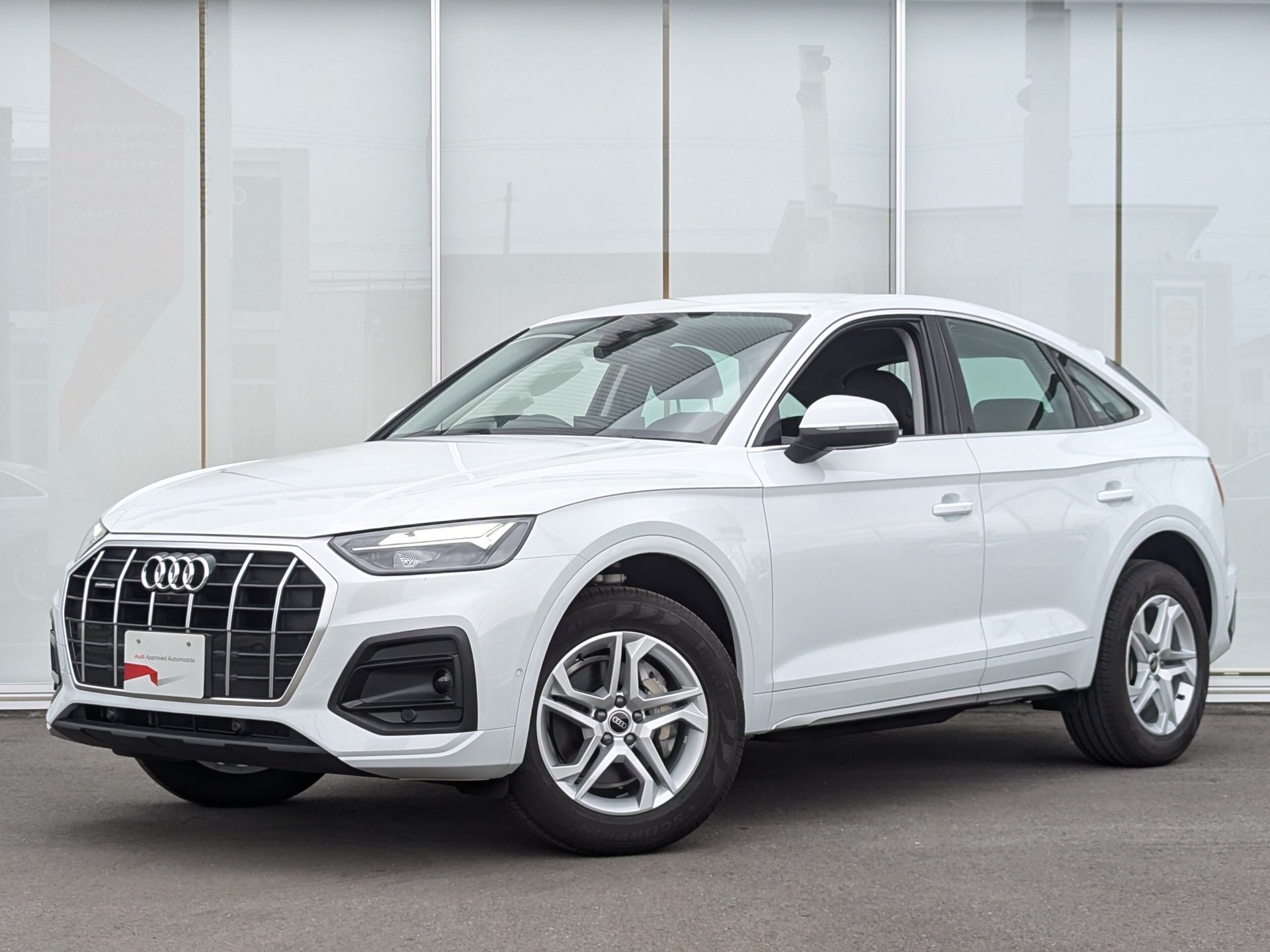AUDI Q5 SPORTBACK - View 1