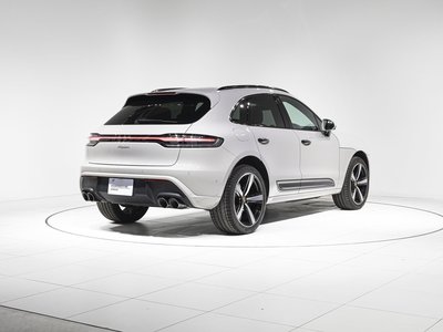 PORSCHE MACAN - 6