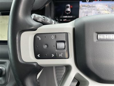 LAND ROVER DEFENDER - 10