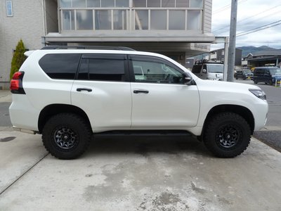 TOYOTA LAND CRUISER - 8