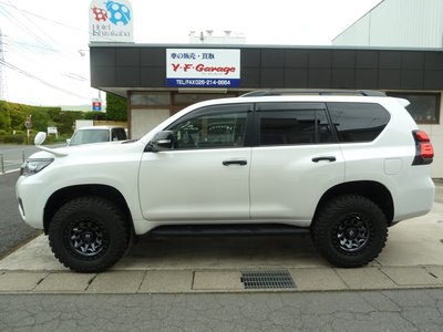 TOYOTA LAND CRUISER - 4