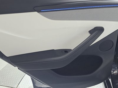 2025 Tesla MODEL Y 缩略图 15