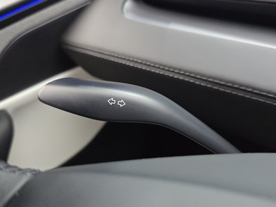 2025 Tesla MODEL Y 缩略图 26