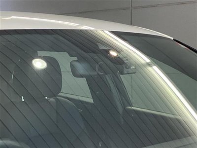 PORSCHE MACAN - 10