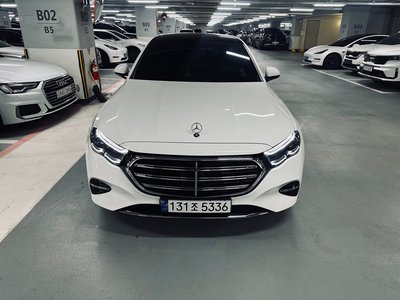 MERCEDES-BENZ E-CLASS - 5