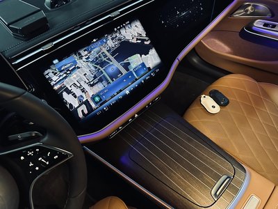 MERCEDES-BENZ E-CLASS - 7