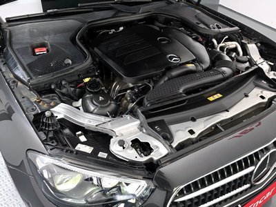 MERCEDES-BENZ E-CLASS - 7