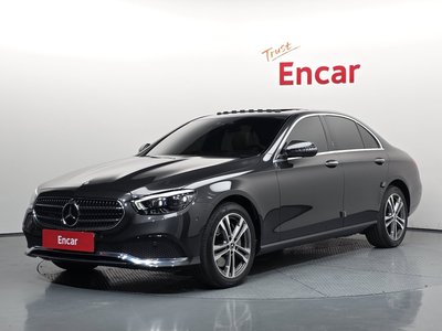 MERCEDES-BENZ E-CLASS - 1